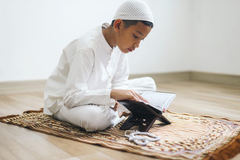 Berinteraksi dengan Al-Quran